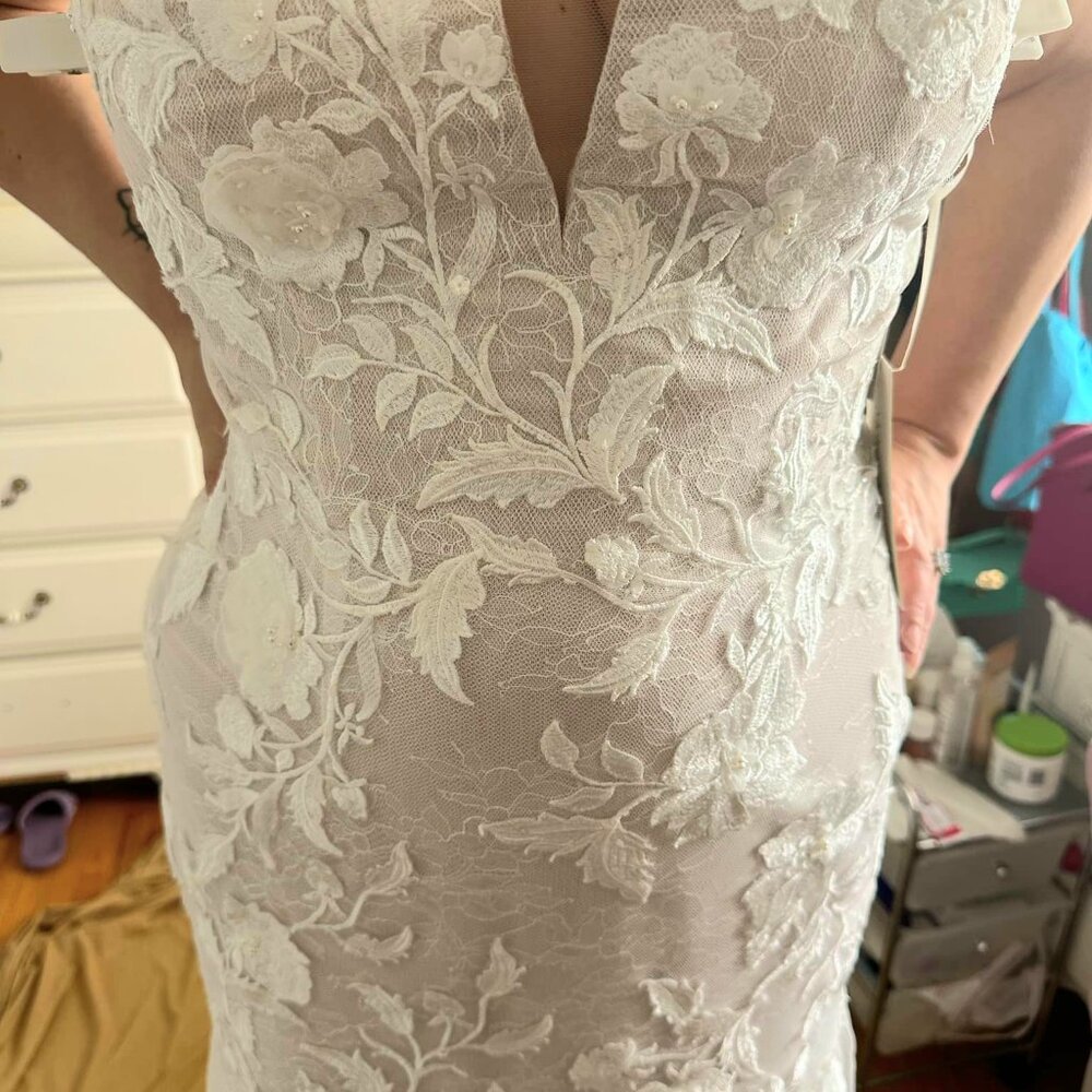 Melissa Sweet 3D Beaded Floral Wedding Dress - Picture 3 of 12